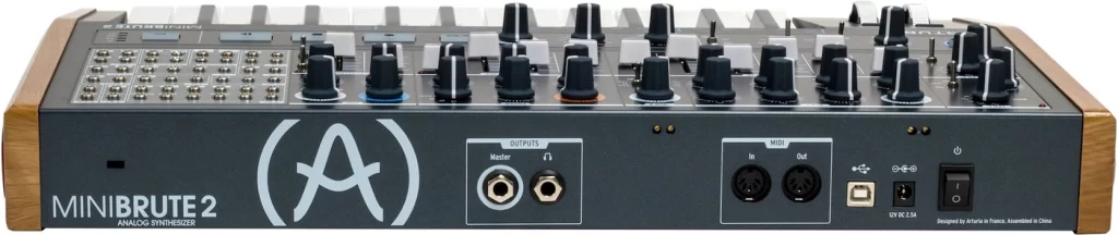 Arturia MiniBrute 2 backside